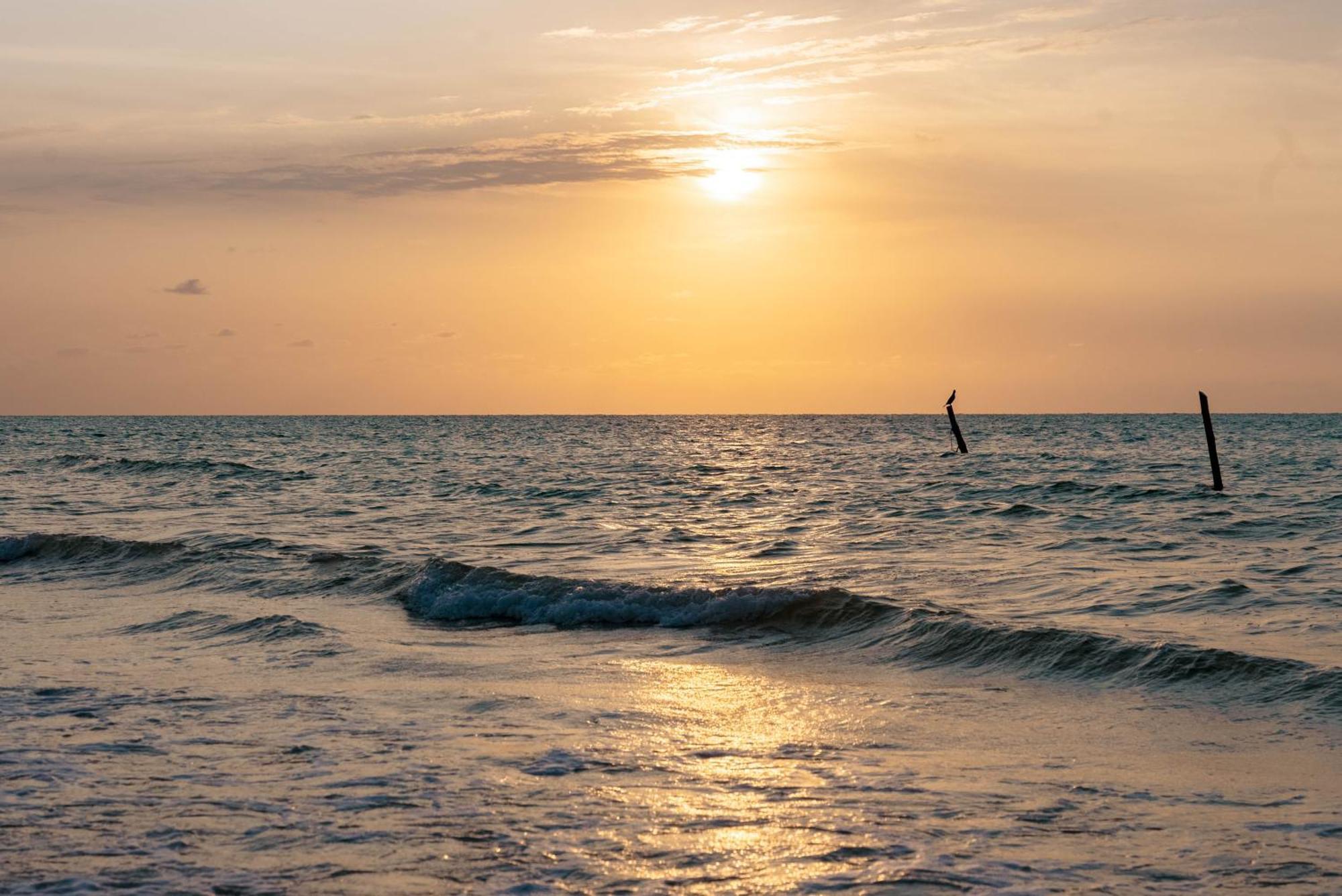 Awa Holbox Hotel Boutique - Beach Front Buitenkant foto